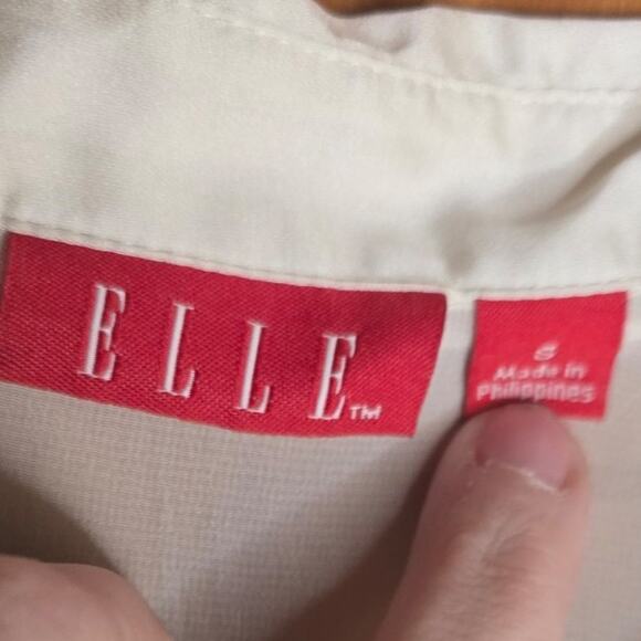 Elle Cream Satin Peter Pan collar button down shirt Size Small - Picture 4 of 4